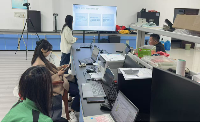 5f1d60252e344900b462785c17442805.png 5f1d60252e344900b462785c17442805.png