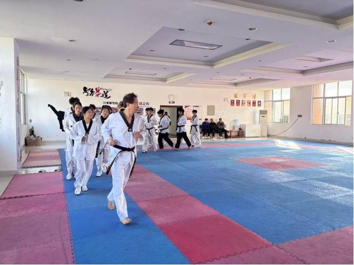 699334e444cc470cbc24478656b235d6.png 699334e444cc470cbc24478656b235d6.png