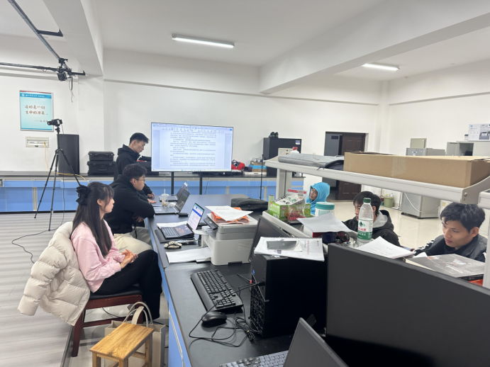 9af7e7041bd74c92bb6a53ef8859f297.png 9af7e7041bd74c92bb6a53ef8859f297.png